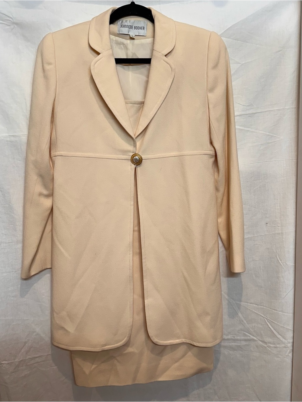 Vtg Jeannene Booher 100% Wool 2pc Dress Suit Set Cream Gold Button Made in USA